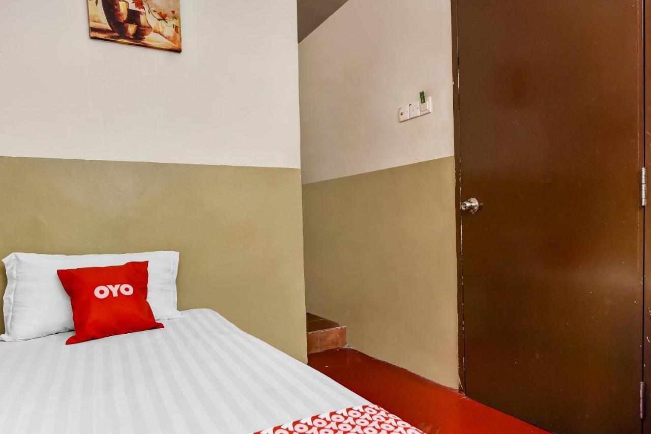 SPOT ON 90463 Hotel Bintang Kajang Bagian luar foto