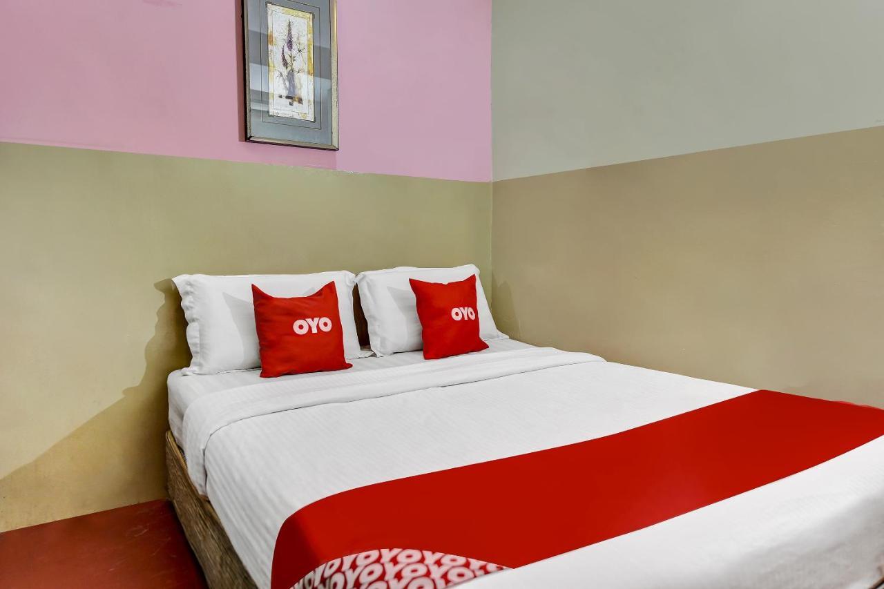 SPOT ON 90463 Hotel Bintang Kajang Bagian luar foto