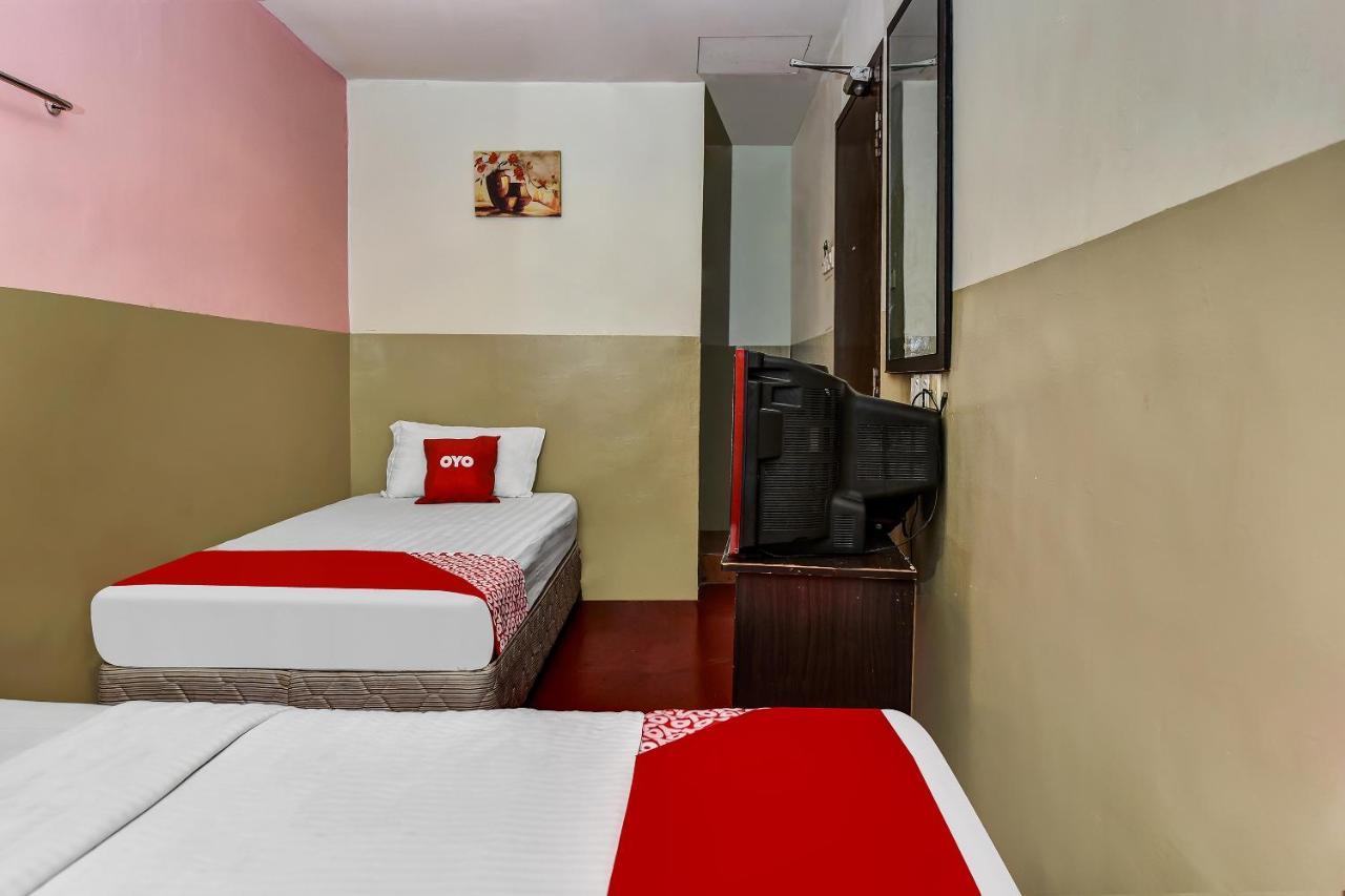SPOT ON 90463 Hotel Bintang Kajang Bagian luar foto