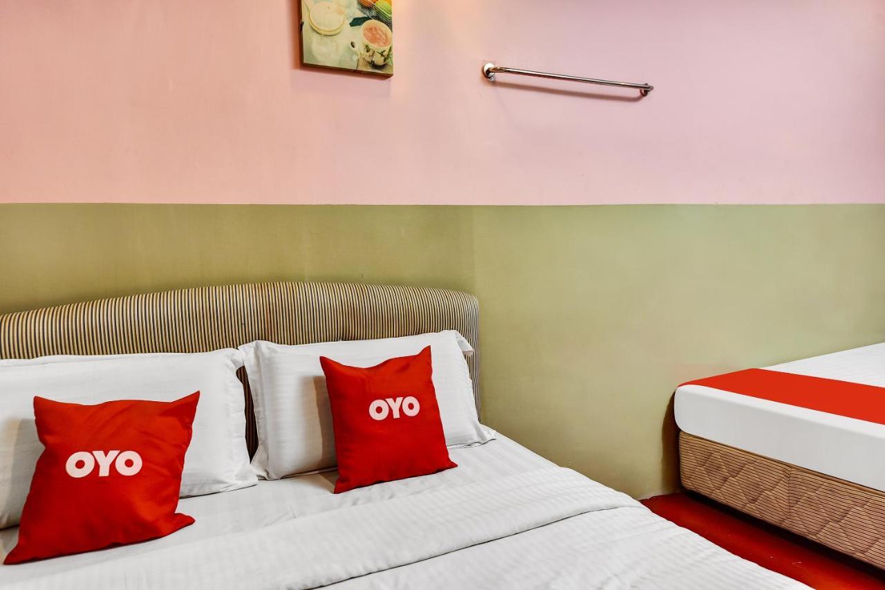SPOT ON 90463 Hotel Bintang Kajang Bagian luar foto