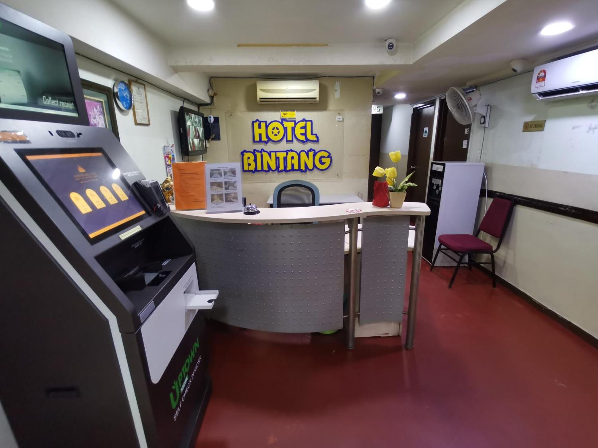 SPOT ON 90463 Hotel Bintang Kajang Bagian luar foto