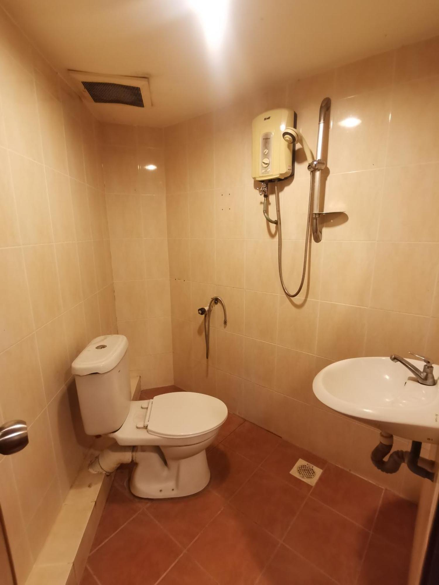 SPOT ON 90463 Hotel Bintang Kajang Bagian luar foto